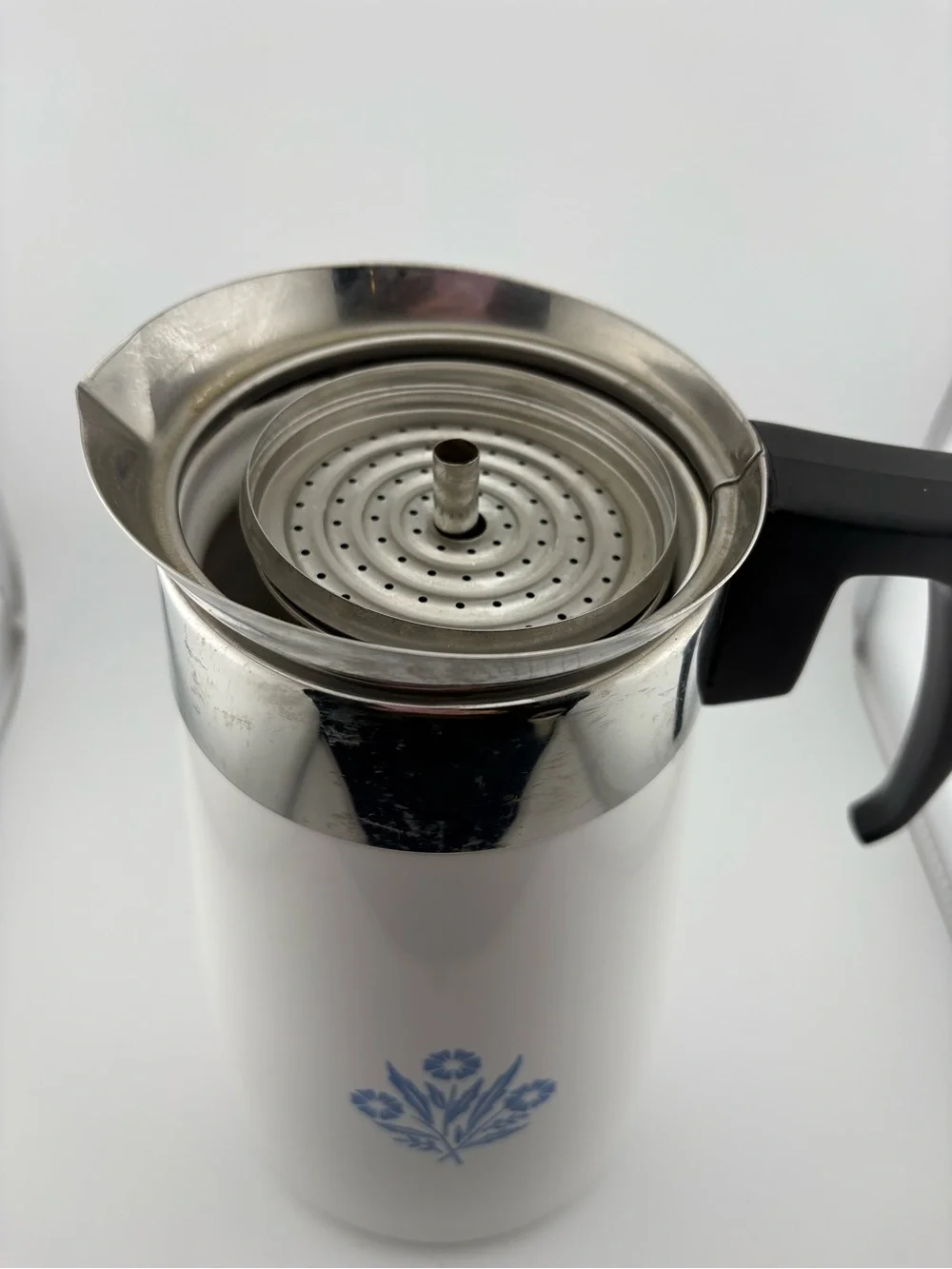 Corning Ware Blue Cornflower 9 Cup Percolator with insides and lid